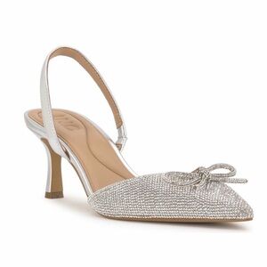 International Concepts Generys Pointed-Toe Pumps in Silver Bling, Size 6.5, NEW